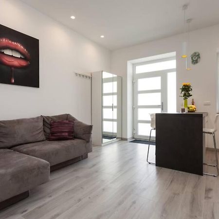 Apartmán Apartman Luna Pula Exteriér fotografie